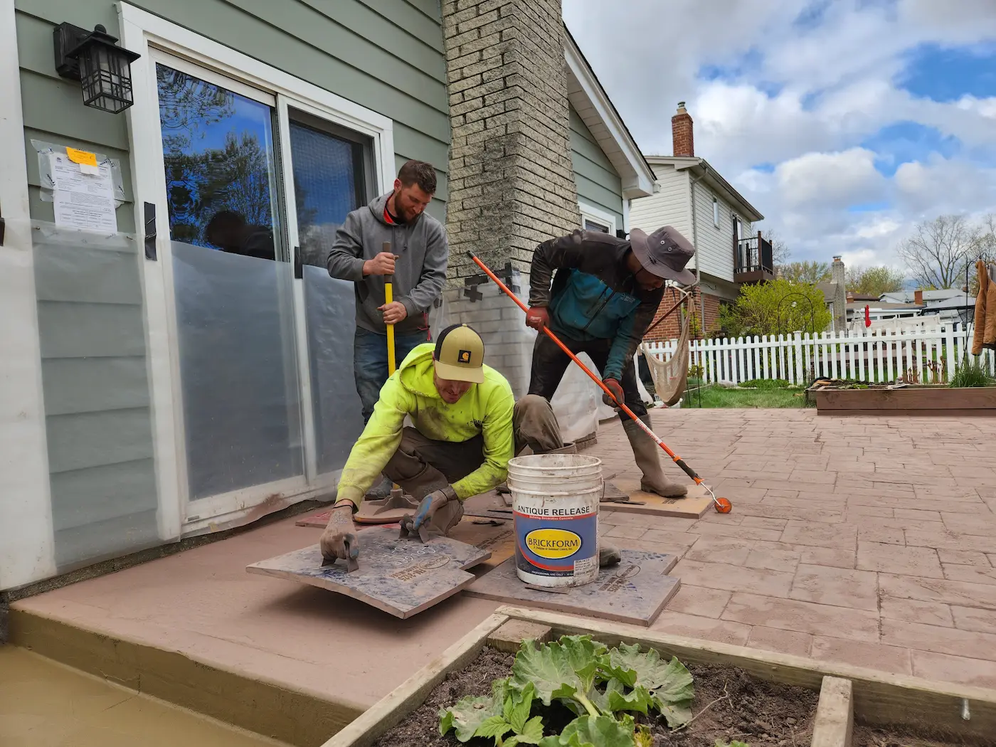 Concrete Contractor - Santoro Cement Hire an Experienced Concrete Contractor in Southeast Michigan - Santoro Cement